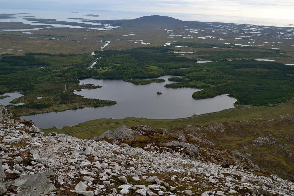 Ben Lettery Connemara Hostelゴールウェイ エクステリア 写真